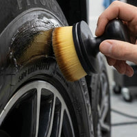 Premium Ergonomik Araç Lastik Parlatıcı ve Torpido Detaylandırma Fırçası – Koruma Kapaklı